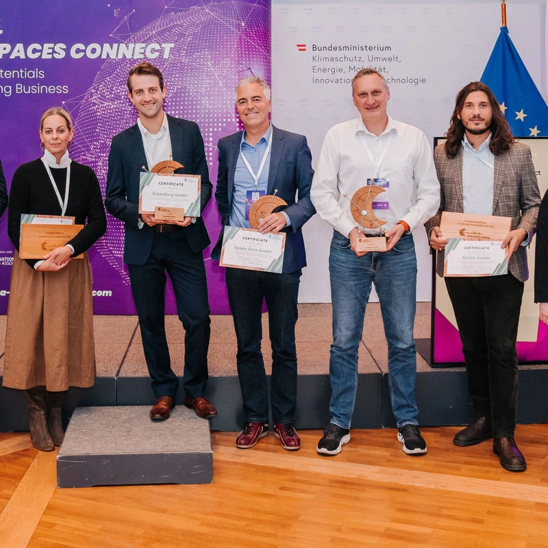 316 - ZER04809_Die Nominierten und Moderatoren des champI4.0ns AWARD 2024 (©Foto Zeia Rahimi gurgpro)